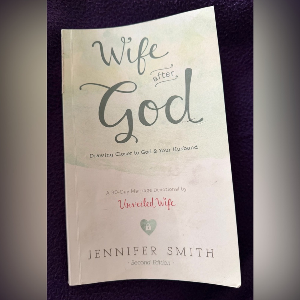 'Wife After God' Devotional Book - Cream